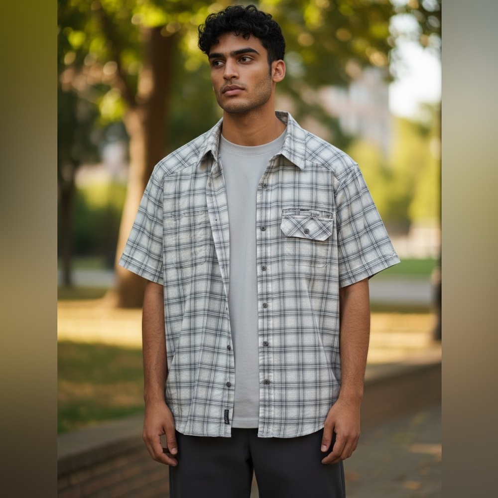 The North Face Plaid Cotton Lightweight Short Sleeve Button Up Farmhouse Hiking - Picture 3 of 7